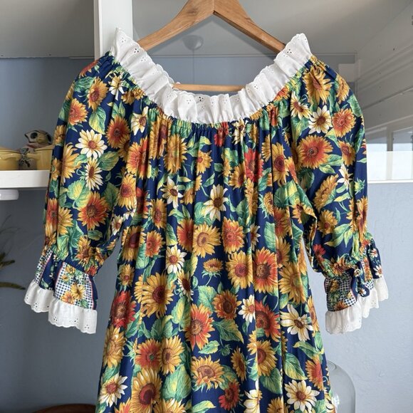 Hawaiian Vtg Lauren Michele Off Shoulder MuuMuu Dress Sunflowers Eyelet Ruffle P - Picture 6 of 9